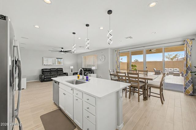 22179 N DANIEL Drive, Maricopa, AZ 85138