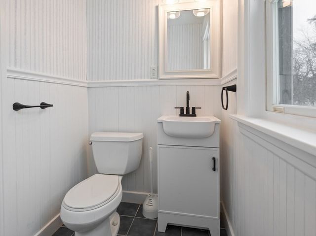 108 Longfellow Rd., Worcester, MA 01602