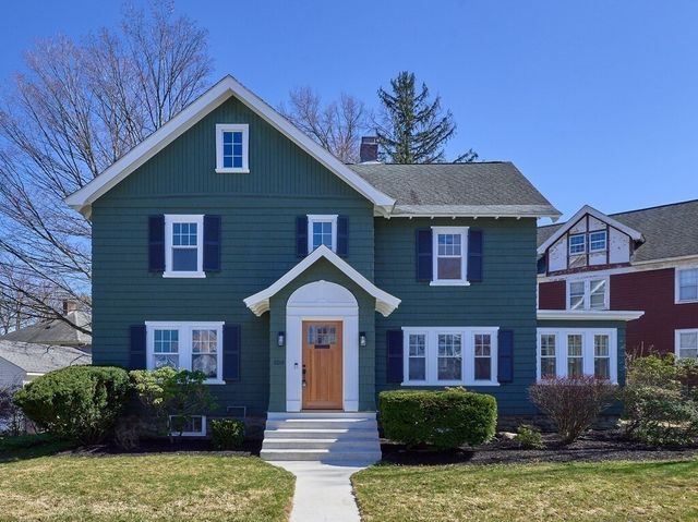 108 Longfellow Rd., Worcester, MA 01602