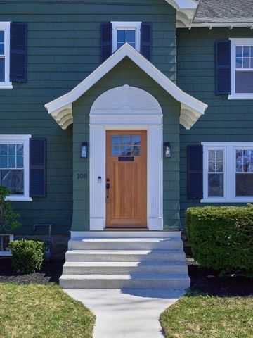 108 Longfellow Rd., Worcester, MA 01602