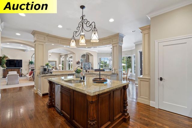 10676 Wilton Rd, Elk Grove, CA 95624