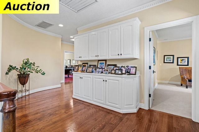 10676 Wilton Rd, Elk Grove, CA 95624