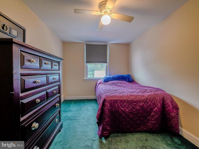 5360 DELMAR DR, Clifton Heights, PA 19018