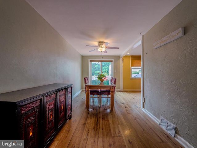 5360 DELMAR DR, Clifton Heights, PA 19018