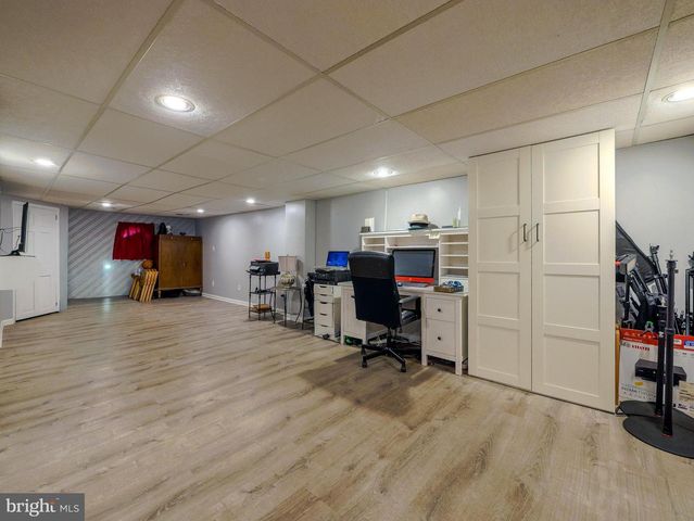 5360 DELMAR DR, Clifton Heights, PA 19018