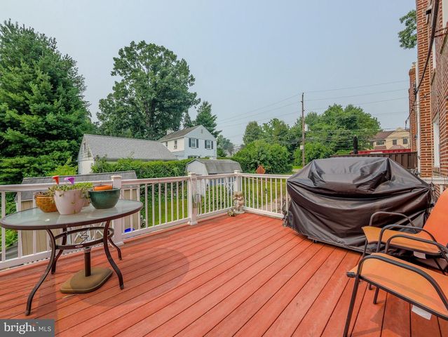 5360 DELMAR DR, Clifton Heights, PA 19018