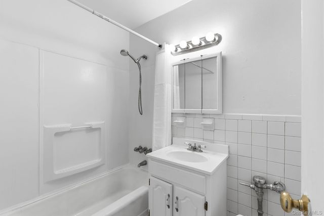 121 South Highland Avenue 6L, Ossining, NY 10562