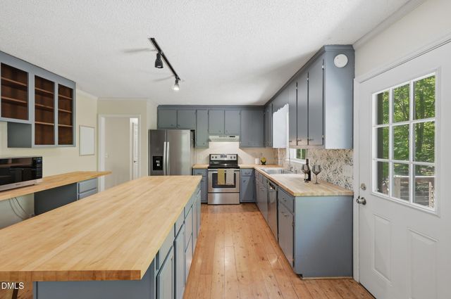 7811 Buckhorn Road, Hillsborough, NC 27278