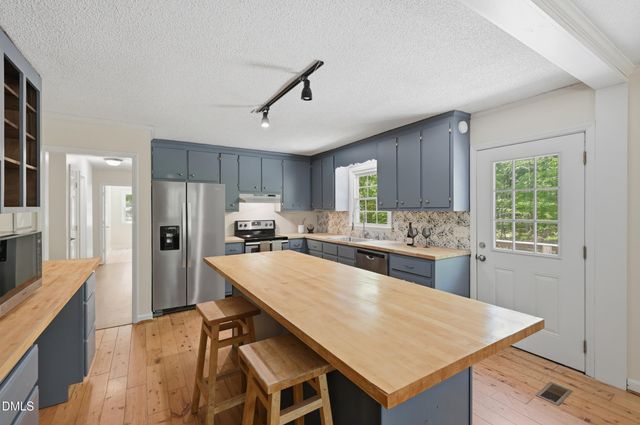 7811 Buckhorn Road, Hillsborough, NC 27278