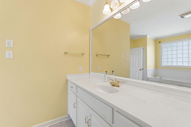 14020 Belle Pointe Drive, Little Rock, AR 72212