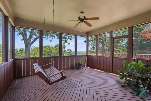 14020 Belle Pointe Drive, Little Rock, AR 72212