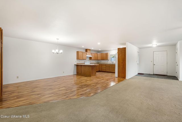 200 Brittany Loop, Kootenai, ID 83840