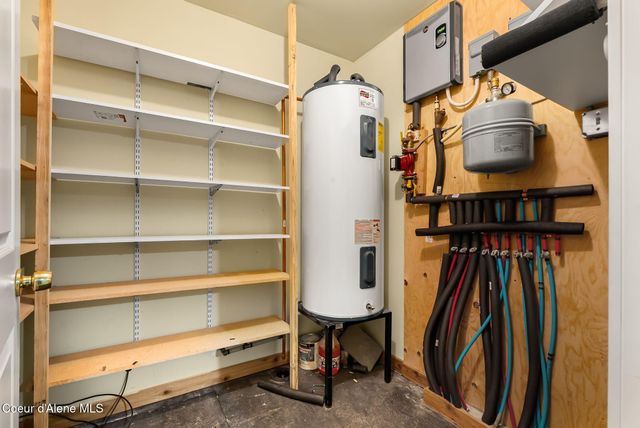 200 Brittany Loop, Kootenai, ID 83840