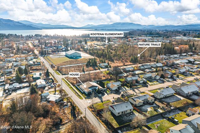 200 Brittany Loop, Kootenai, ID 83840