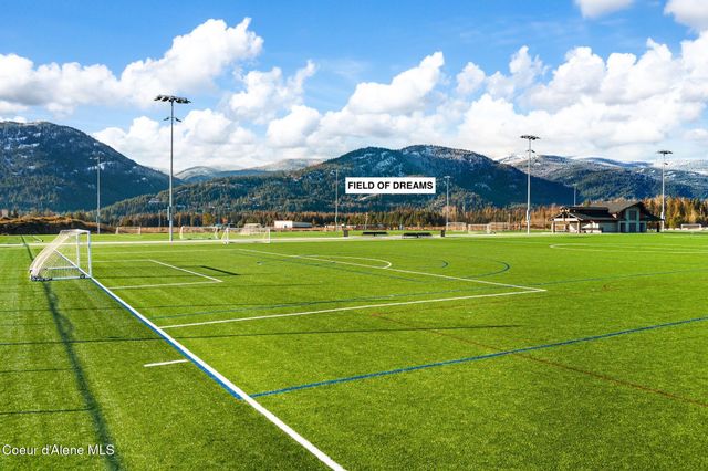 200 Brittany Loop, Kootenai, ID 83840