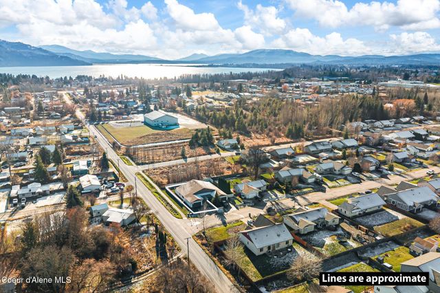 200 Brittany Loop, Kootenai, ID 83840