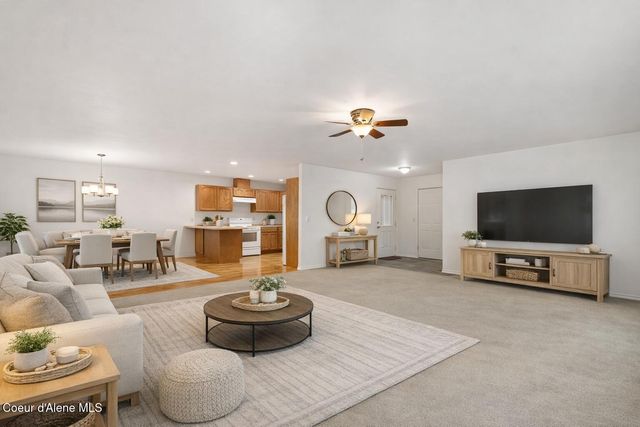 200 Brittany Loop, Kootenai, ID 83840