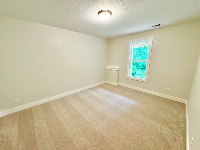 5888 Valley Point Drive Se, Caledonia Twp, MI 49316