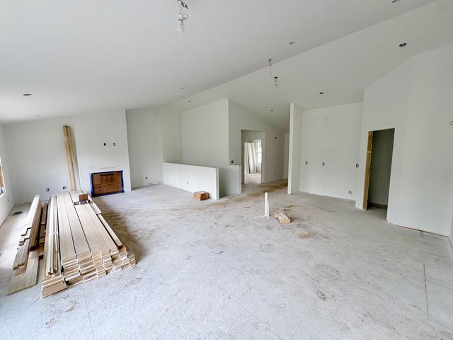 5888 Valley Point Drive Se, Caledonia Twp, MI 49316