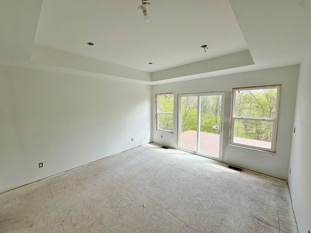 5888 Valley Point Drive Se, Caledonia Twp, MI 49316