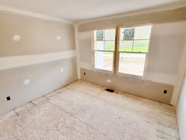 5888 Valley Point Drive Se, Caledonia Twp, MI 49316