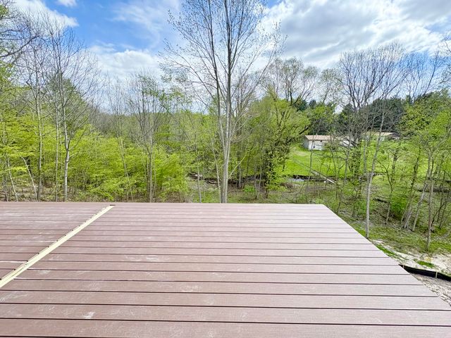 5888 Valley Point Drive Se, Caledonia Twp, MI 49316