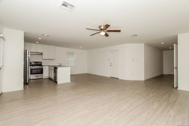 2439 Lake Hills, New Braunfels, TX 78130