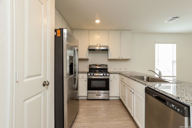 2439 Lake Hills, New Braunfels, TX 78130