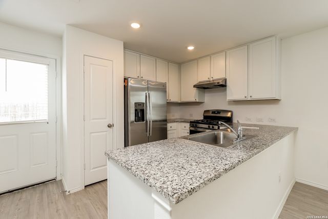 2439 Lake Hills, New Braunfels, TX 78130