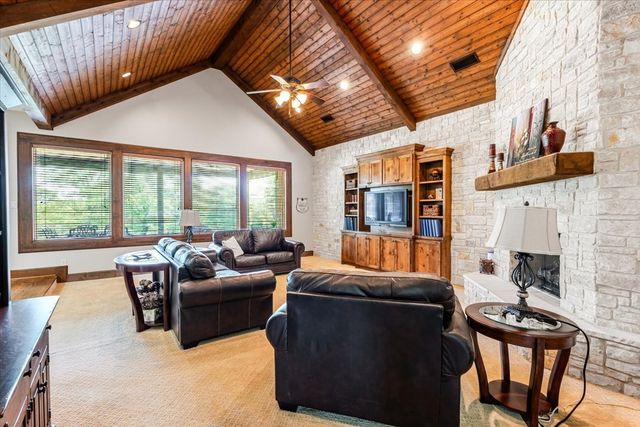 108 McClintock Court, Weatherford, TX 76088