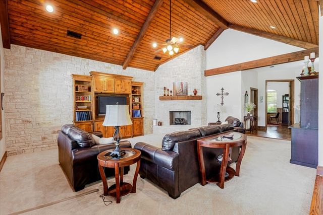 108 McClintock Court, Weatherford, TX 76088