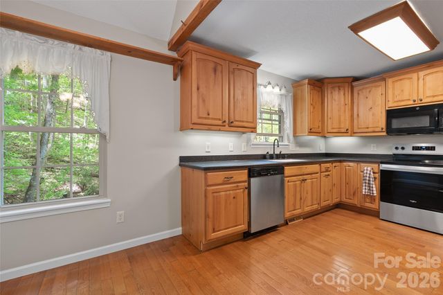 93 Streamside Drive, Waynesville, NC 28785