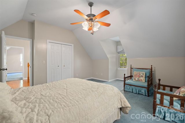 93 Streamside Drive, Waynesville, NC 28785