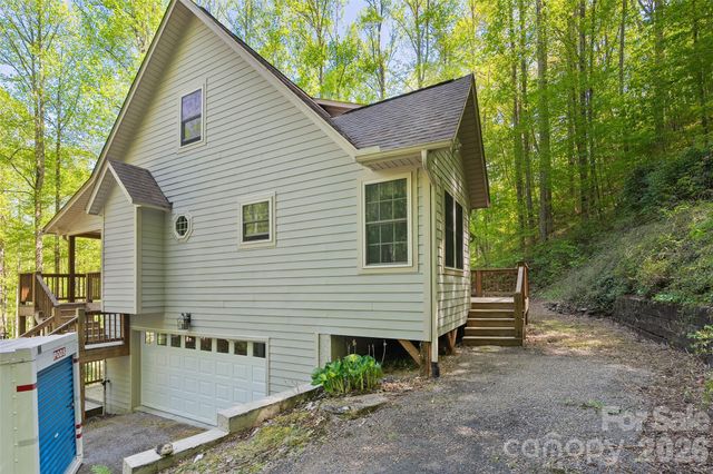 93 Streamside Drive, Waynesville, NC 28785