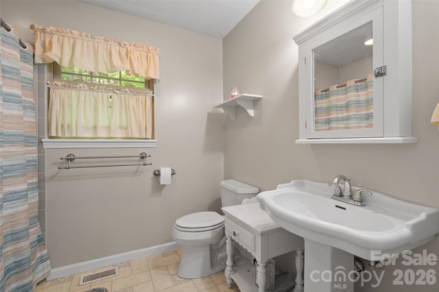 93 Streamside Drive, Waynesville, NC 28785