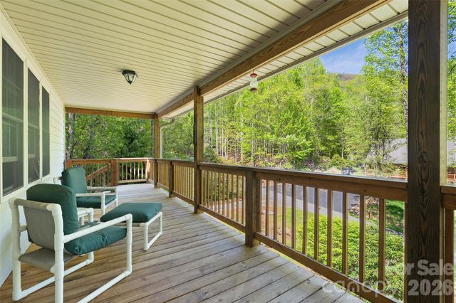 93 Streamside Drive, Waynesville, NC 28785