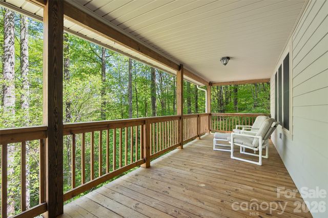 93 Streamside Drive, Waynesville, NC 28785