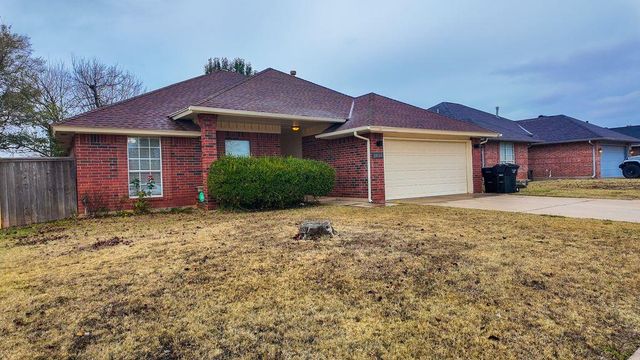2605 N Lincoln Avenue, Moore, OK 73160