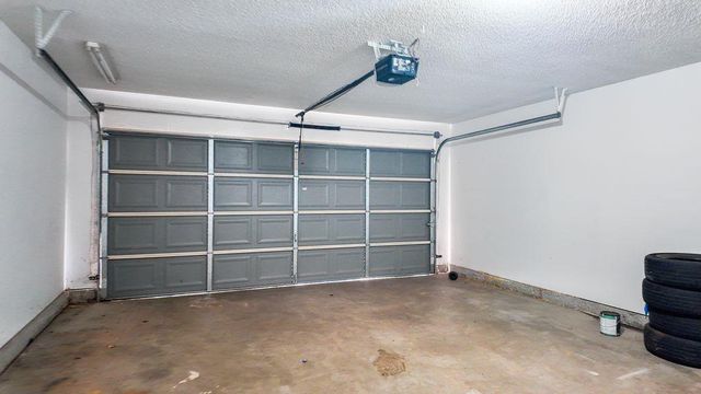 2605 N Lincoln Avenue, Moore, OK 73160