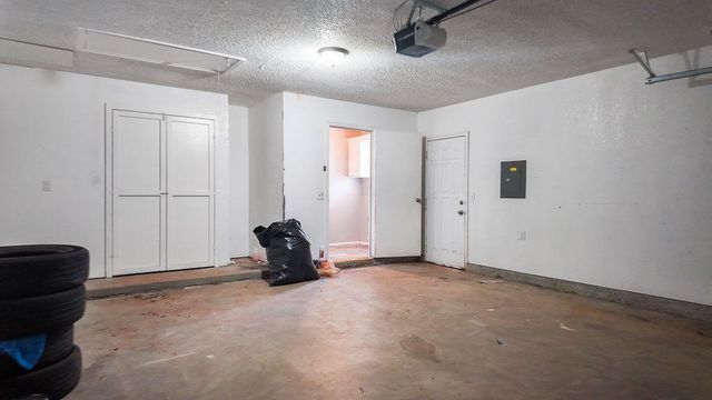 2605 N Lincoln Avenue, Moore, OK 73160