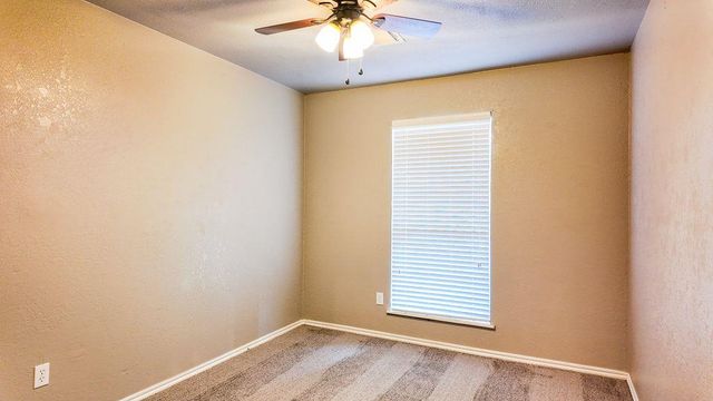 2605 N Lincoln Avenue, Moore, OK 73160