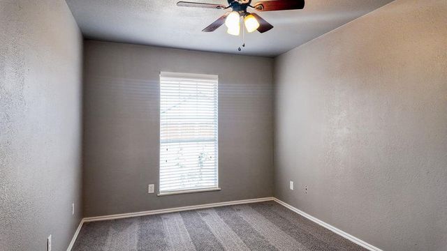 2605 N Lincoln Avenue, Moore, OK 73160