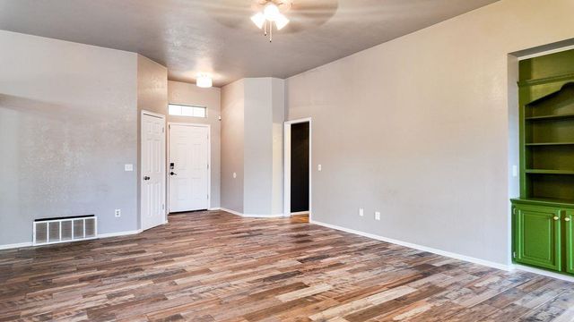 2605 N Lincoln Avenue, Moore, OK 73160