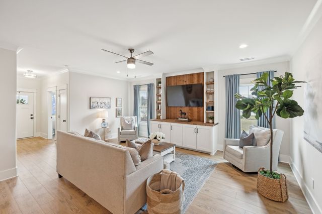 1940 Grace Johns Cir, Murfreesboro, TN 37128