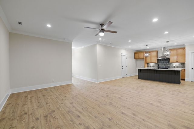 1940 Grace Johns Cir, Murfreesboro, TN 37128