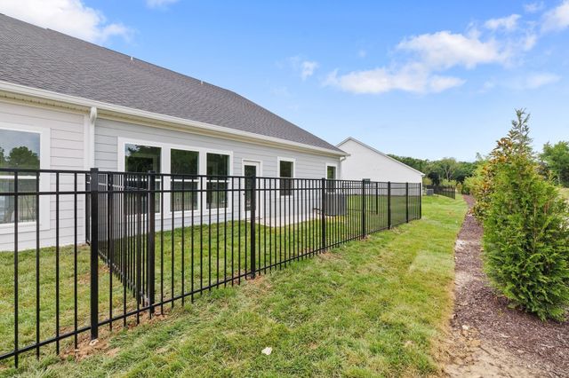 1940 Grace Johns Cir, Murfreesboro, TN 37128