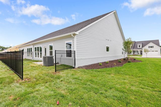1940 Grace Johns Cir, Murfreesboro, TN 37128