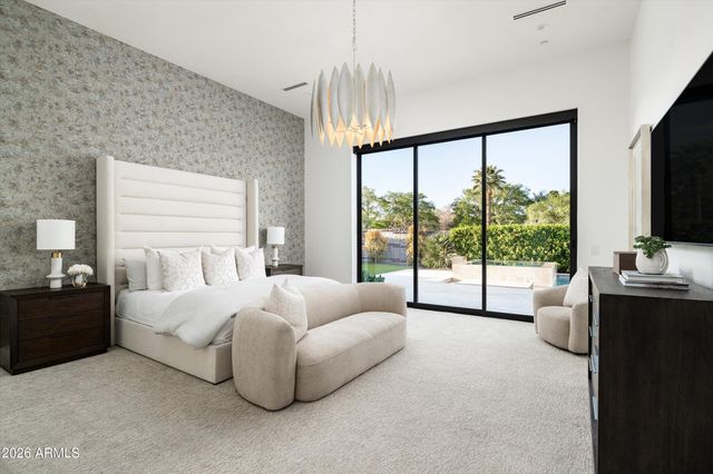 6838 E JOSHUA TREE Lane, Paradise Valley, AZ 85253