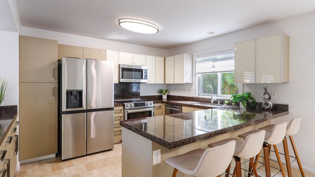 22 & 18 Kili Nahe St Lot 2, Lahaina, HI 96761