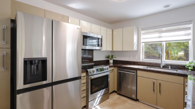 22 & 18 Kili Nahe St Lot 2, Lahaina, HI 96761